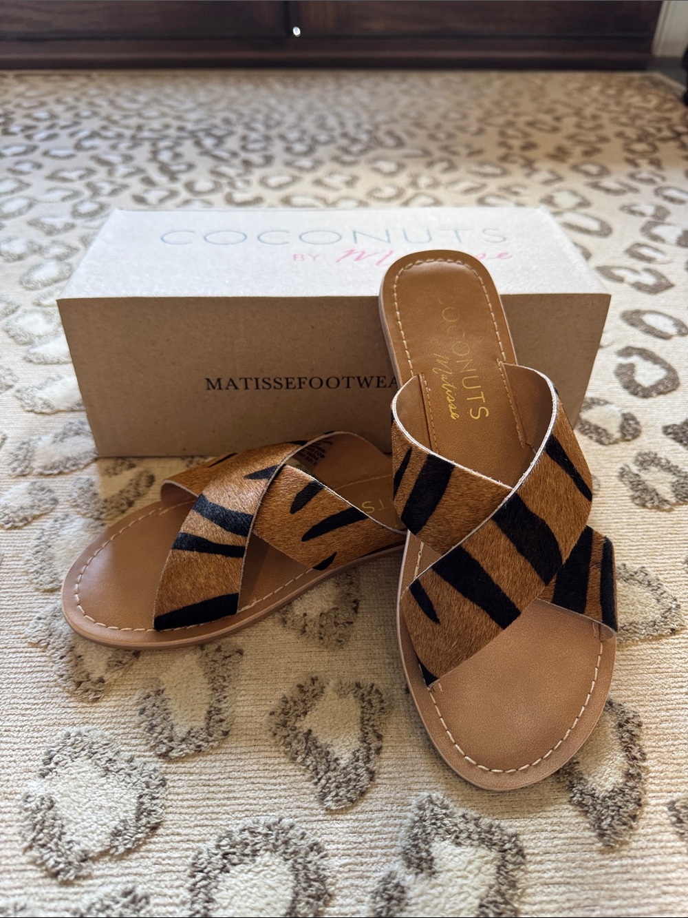 Coconuts by Matisse Tiger-Print Crossband Slides - Tan & Black